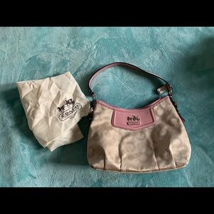 Coach mini monogram shoulder bag pink leather